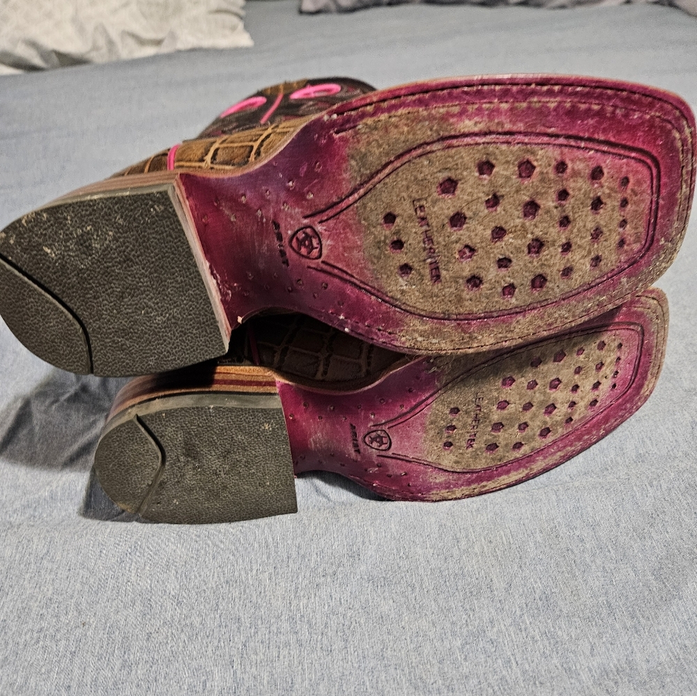 Ariat boots - Picture 4 of 4